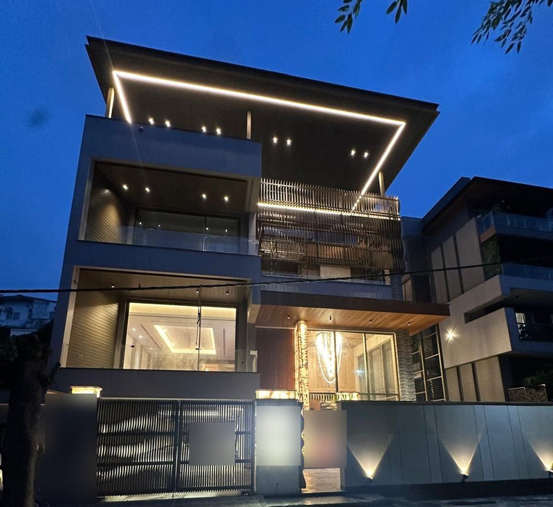 Residence Chandeliers, Facade & Interior Lighting – Architect Gurpreet Singh, Design Essence