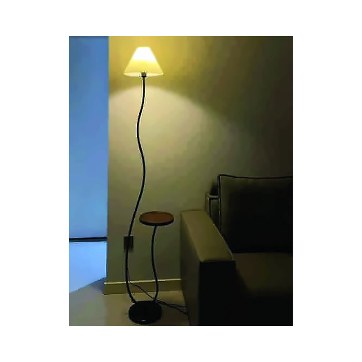 Eliante Curved Modern Floor Lamp – Fabric, Wood