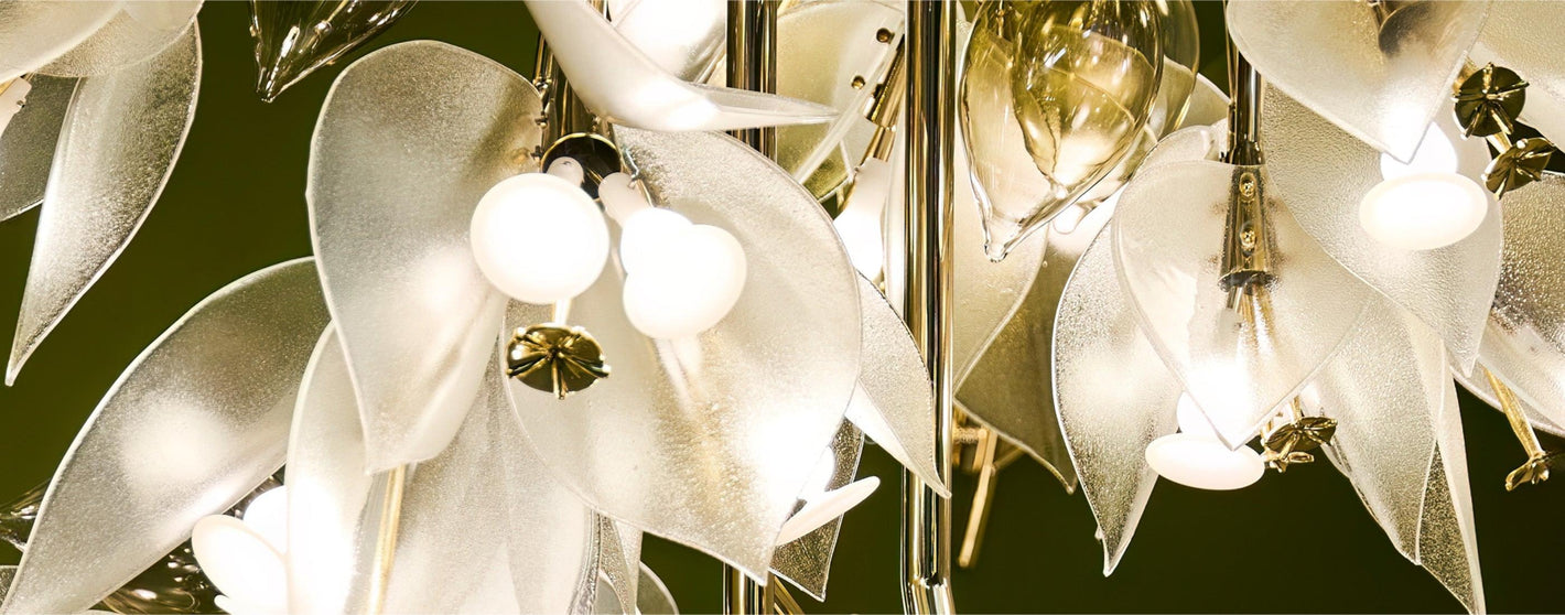 Trailing Blossom Glass Vine Chandelier – A Flowering Cascade in Hand-Blown Glass