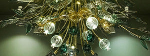 Rainforest Canopy Glass Chandelier – A Lush Botanical Statement in Hand-Blown Glass