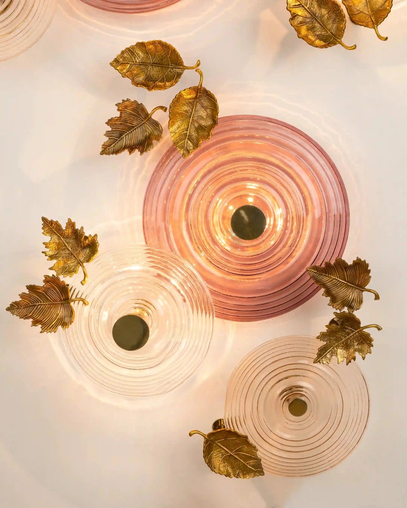 Amber Ripple Glass Wall Chandelier – A Gilded Leaf-Accented Illuminated Sculpture