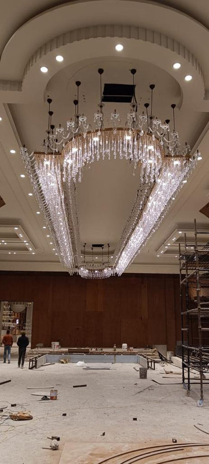 Bespoke Grand Crystal Hall Chandelier – Linear Suspension Design