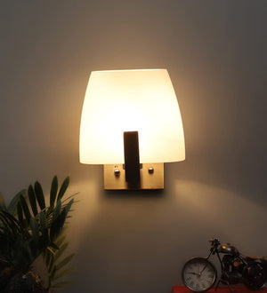 ELIANTE Metal Wall Light Silver for Living Room, Bedroom, Dining Room, Kitchen | Z-405-1W