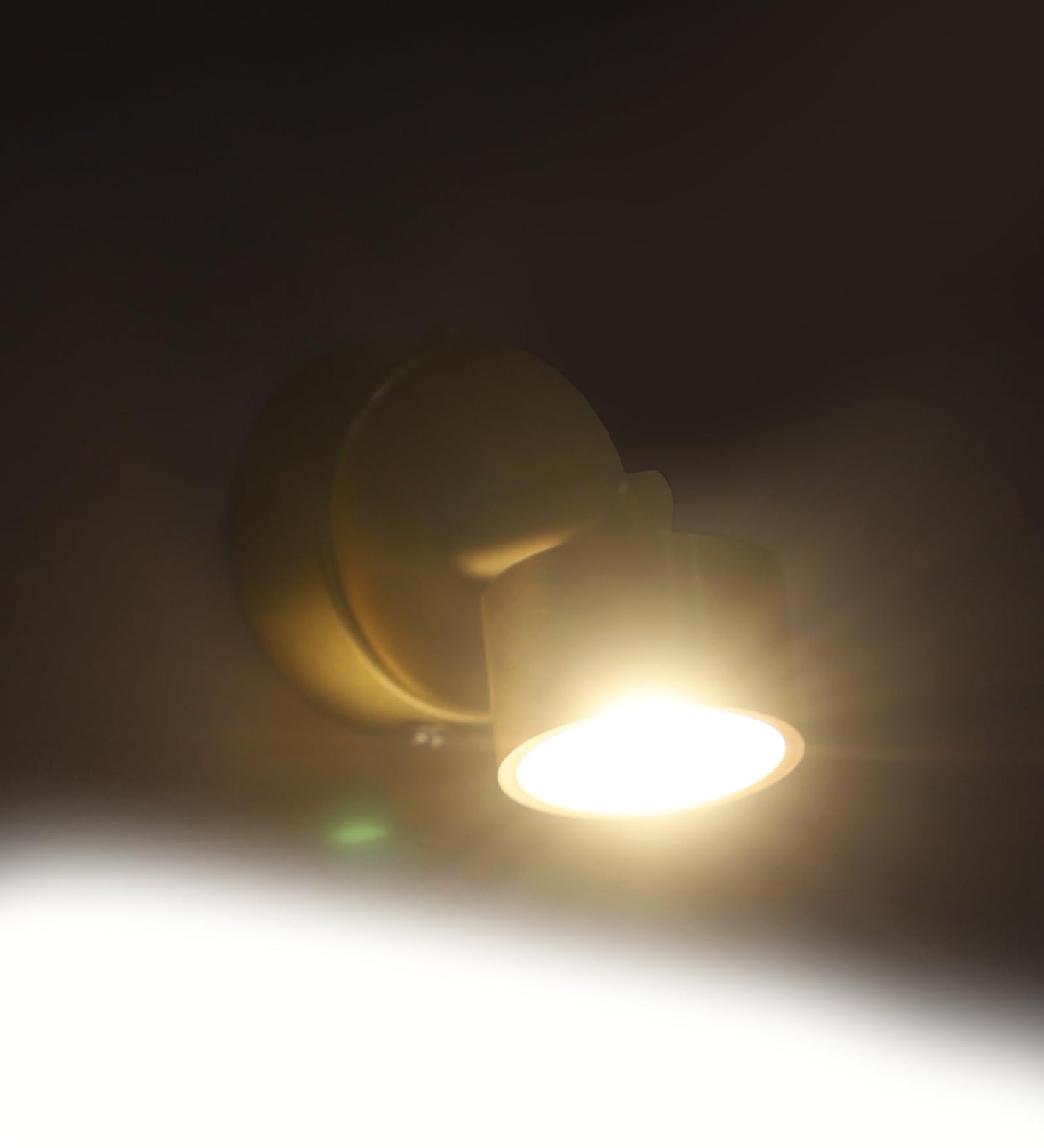 ELIANTE Zymera 7 Watt LED Gold Iron Spot Light | LED Wall Spot Light Indoor Downlight Wall Spot Lamps Adjustable Accent Wall Down Lighting for Kitchens Island Museums Offices Ceiling Lamp