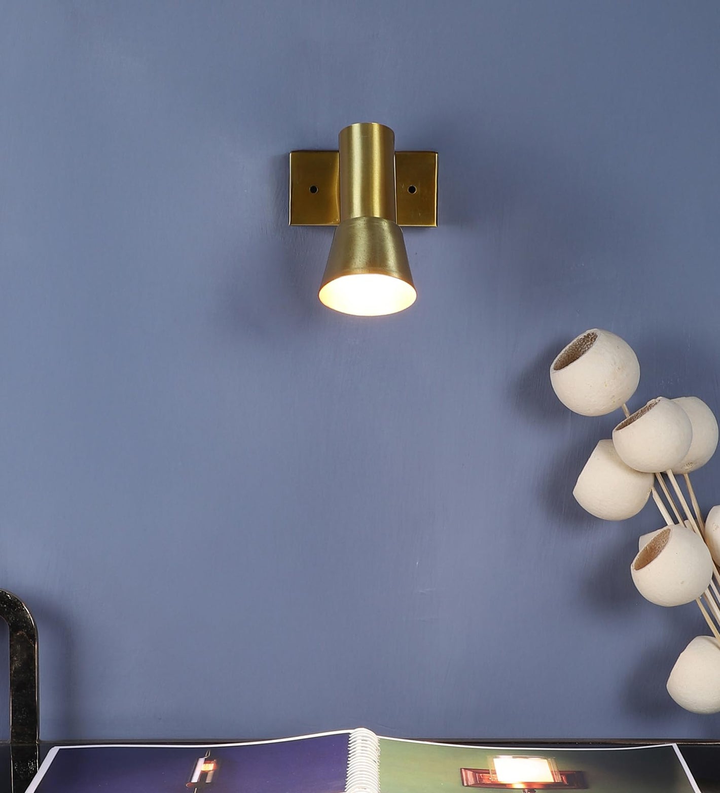 ELIANTE Novixa 7 Watt LED Gold Iron Spot Light | Inbuilt LED | Wall Down Lighting for Kitchens Island Museums Offices Ceiling Lamp