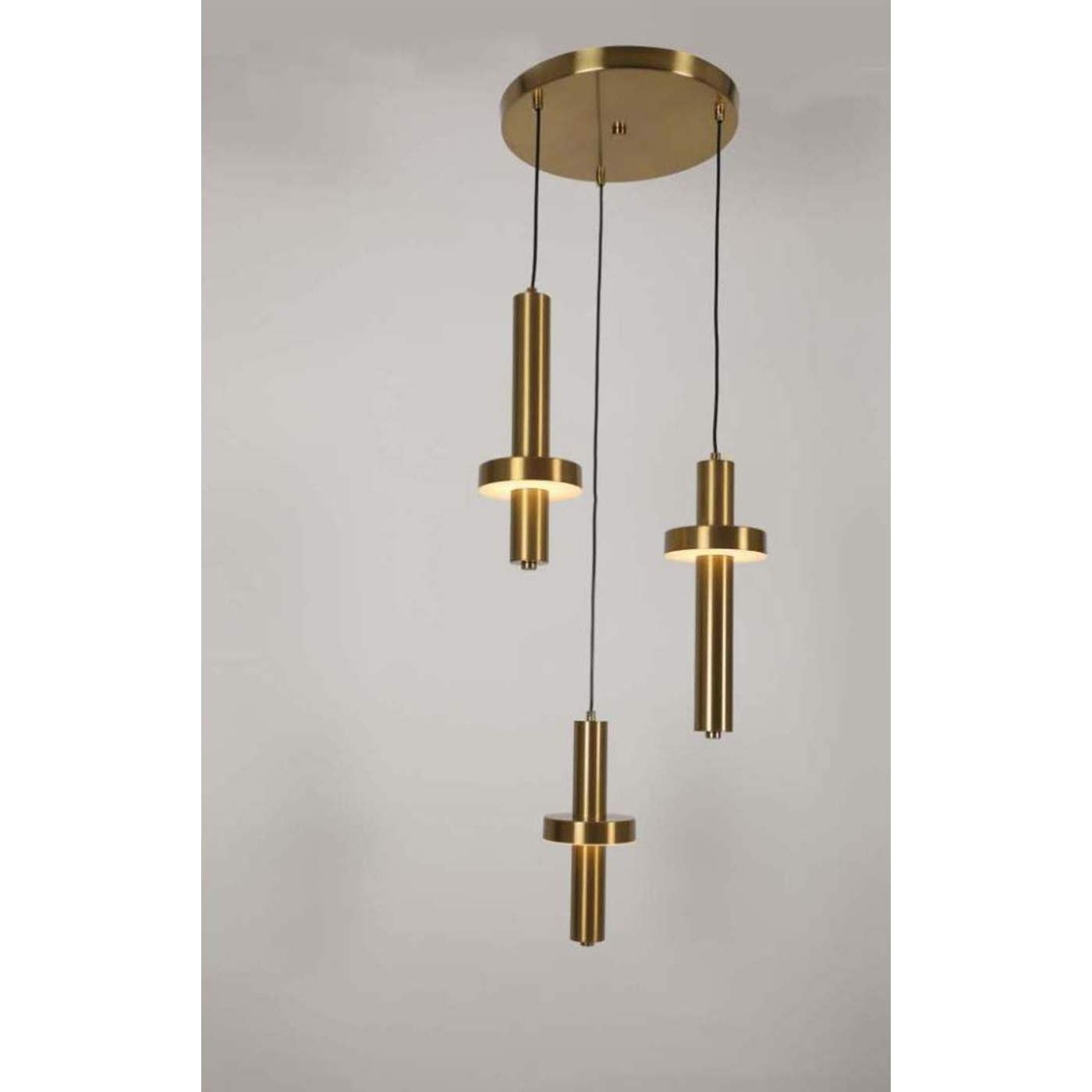 6353-3P Cluster hanging