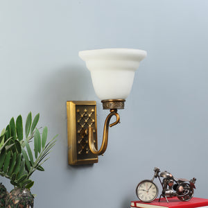 Gold Metal Wall Light - DO-9-1W - Included Bulb