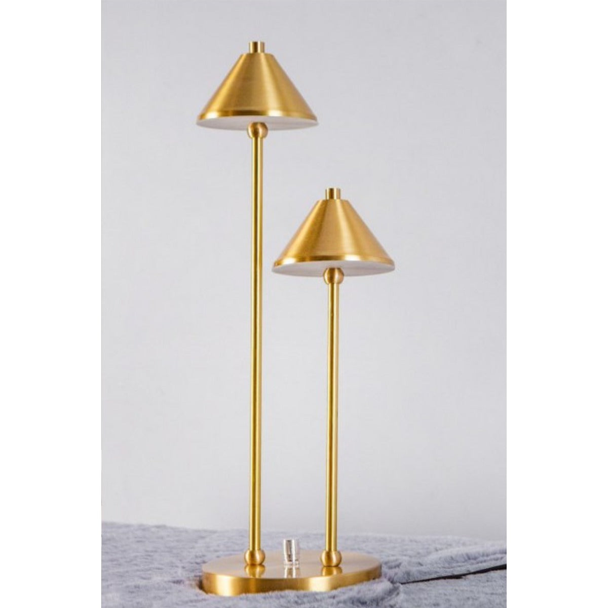 1126T Led Table Lamp