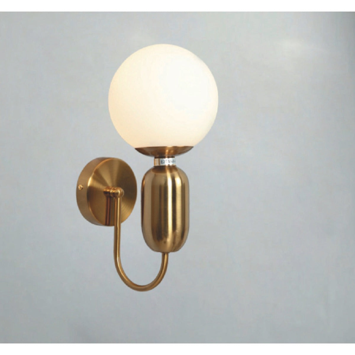 JS-GL-0150-W - ANTIQUE BRASS METAL Glass Ball Wall Light