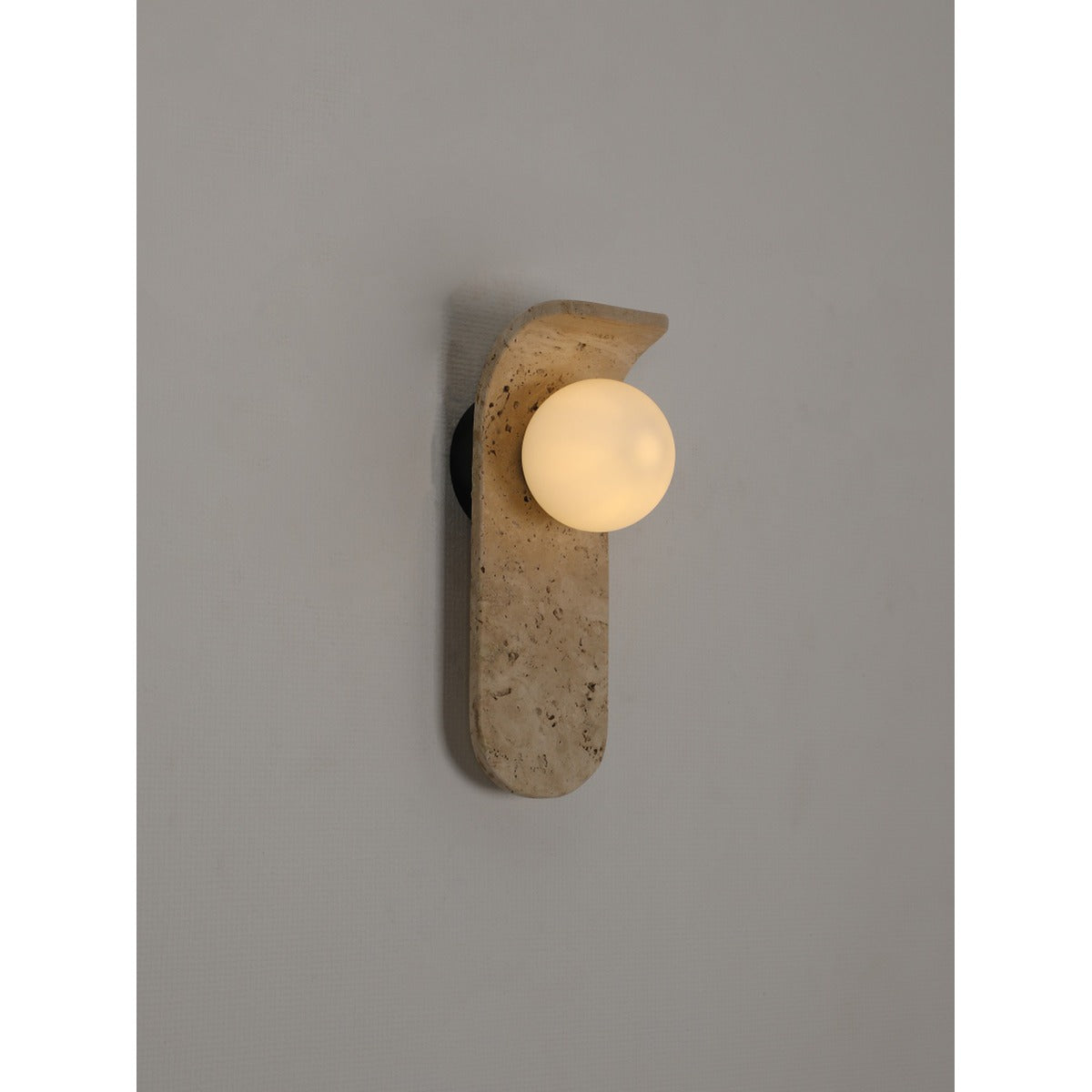 2024 1XG9 Wall Light