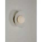 2046 1XG9 Wall Light