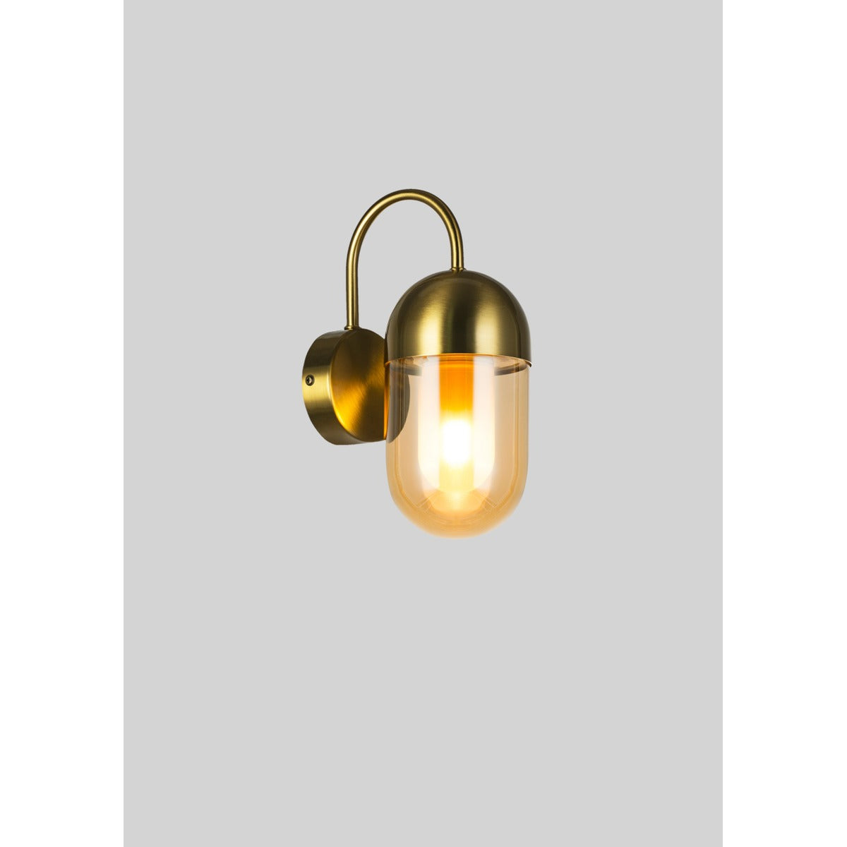 3588-1 1XG9 Wall Light