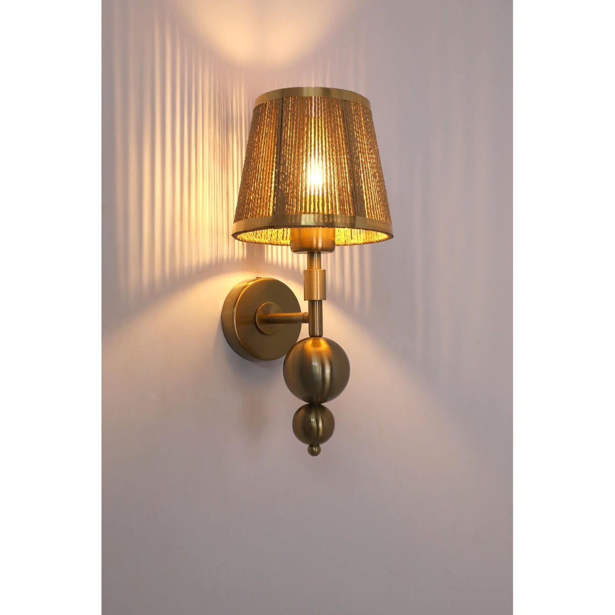 4028-C W 1XE27 Wall Light