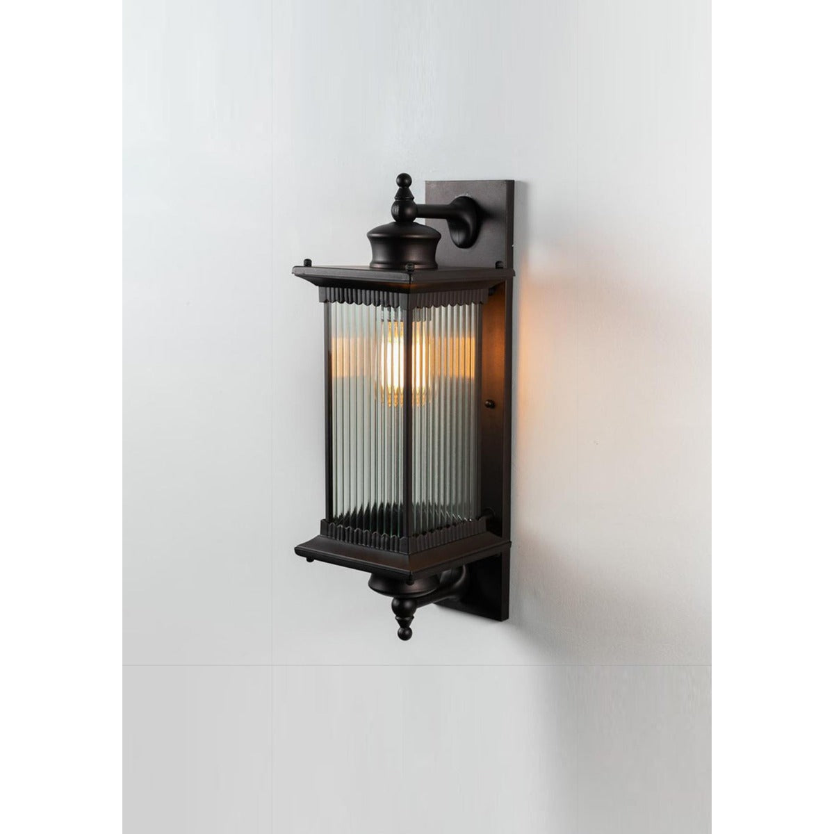 5210-W 1XE27 Wall Light