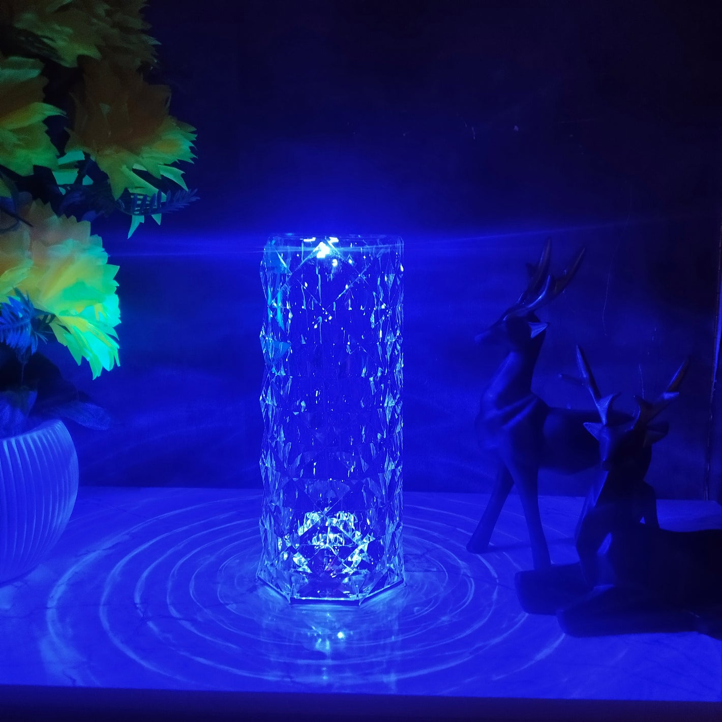 Luxury Crystal Diamond LED Table Lamp – Rechargeable RGB with Remote Control