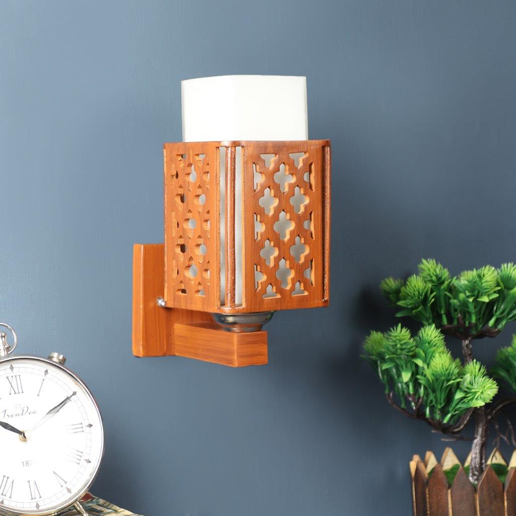 Red Wood Wall Light - O-41-1W-New - Included Bulb