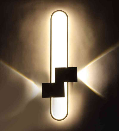 Radiova Black Aluminium Wall Light  | Inbuilt LED | Included Bulb | Eliante by Jainsons Lights