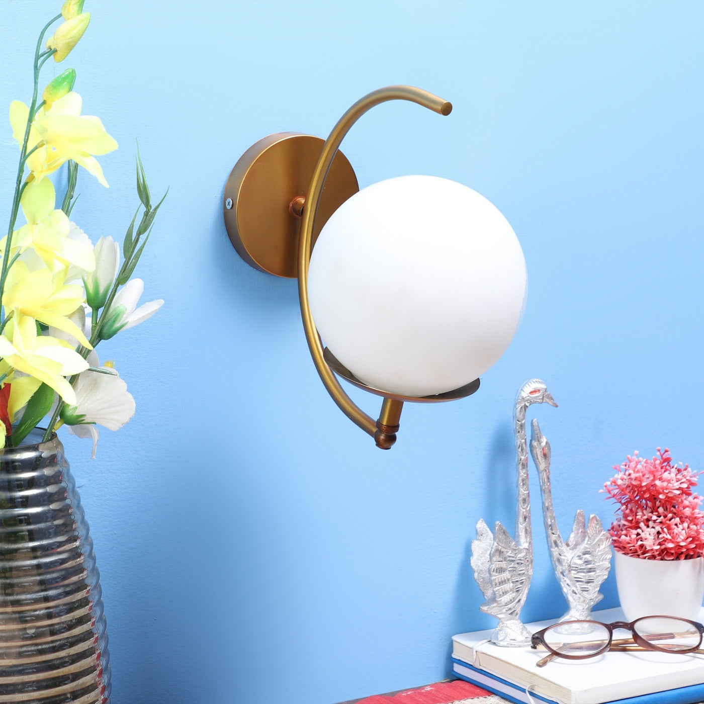 Gold Metal Wall Light - Z-396-1W - Included Bulb