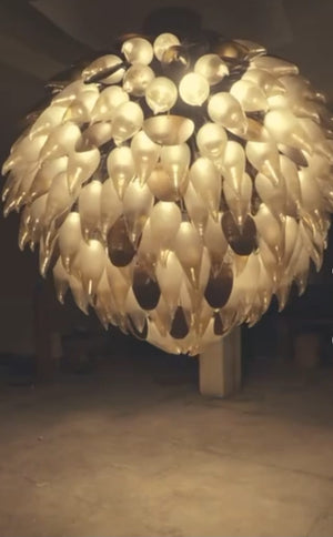 Amber Pinecone Glass Chandelier – A Golden Statement for Double-Height Spaces