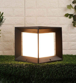 Nilon Grey Metal Gate Light | 2408-BIG | Included Bulb | Eliante by Jainsons Lights