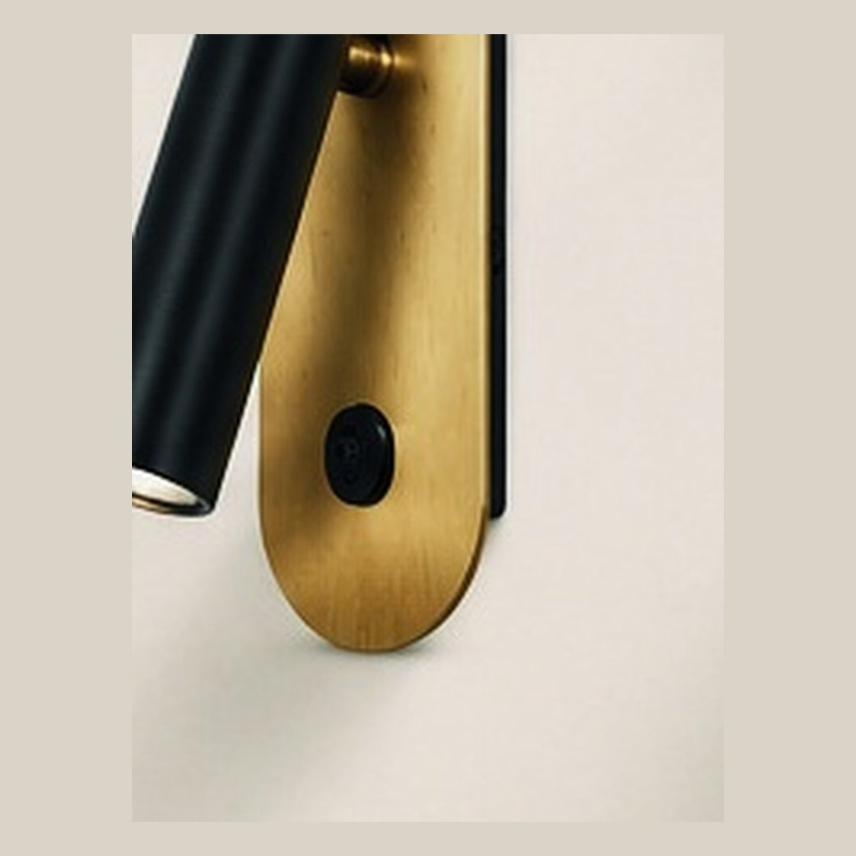 Oval Spot adjustable reading wall light