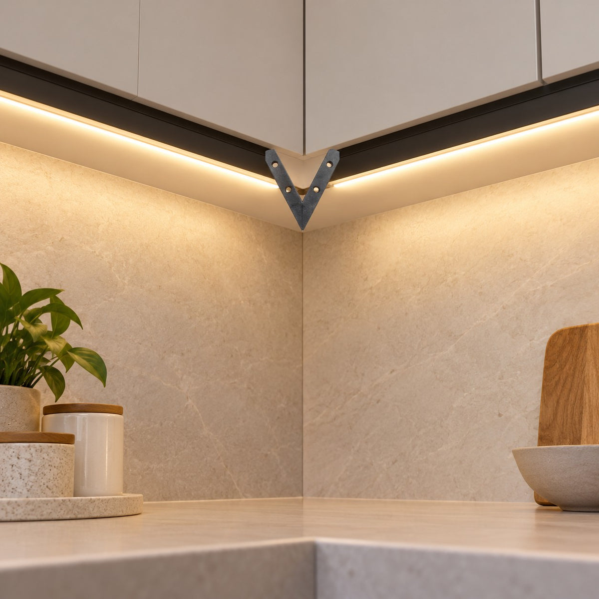 Aluminium Linear Profiles And Matching Accessories - 30° External Connector > 35mm