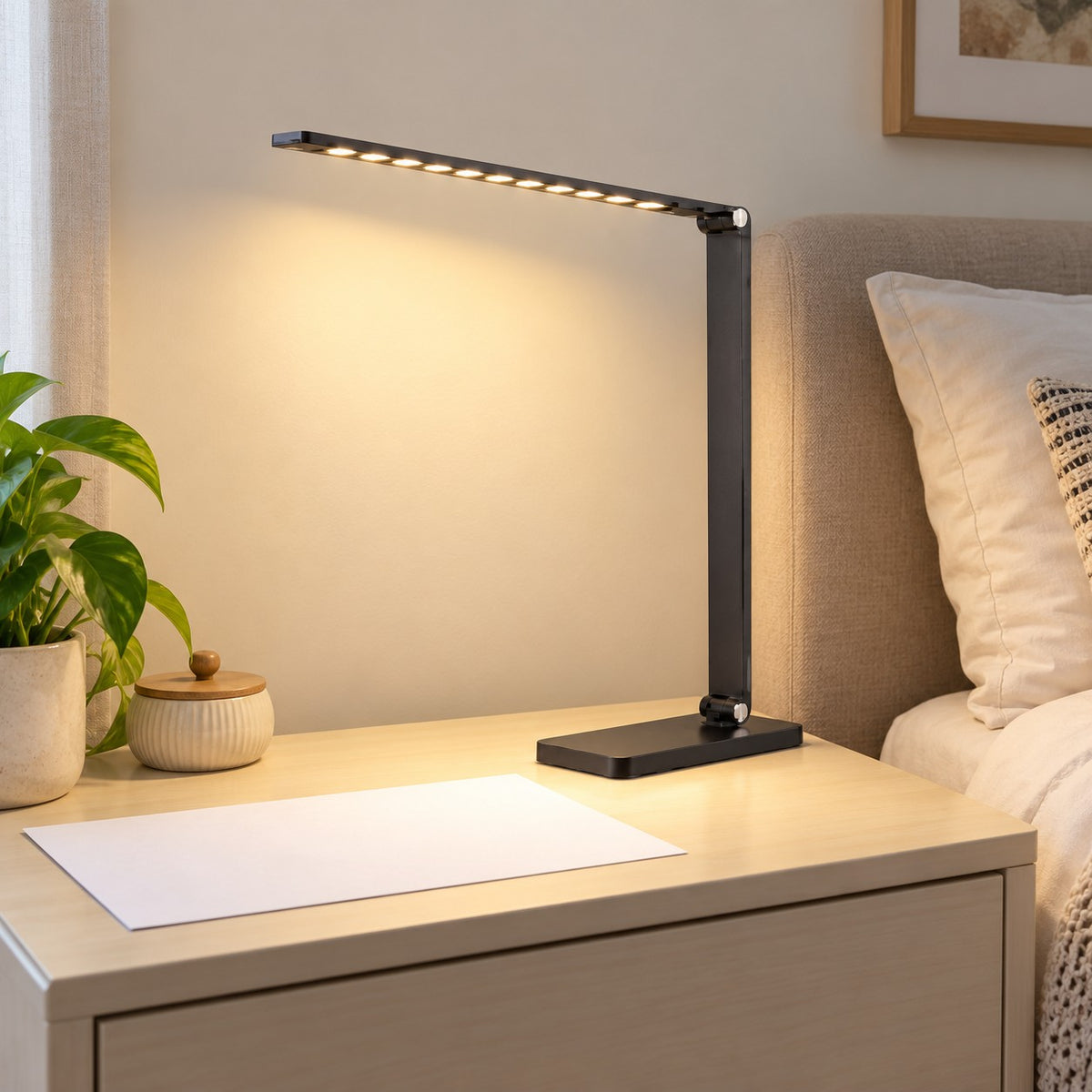 LED Table And Floor Lamps - 7W Table Lamp With Mob Charger