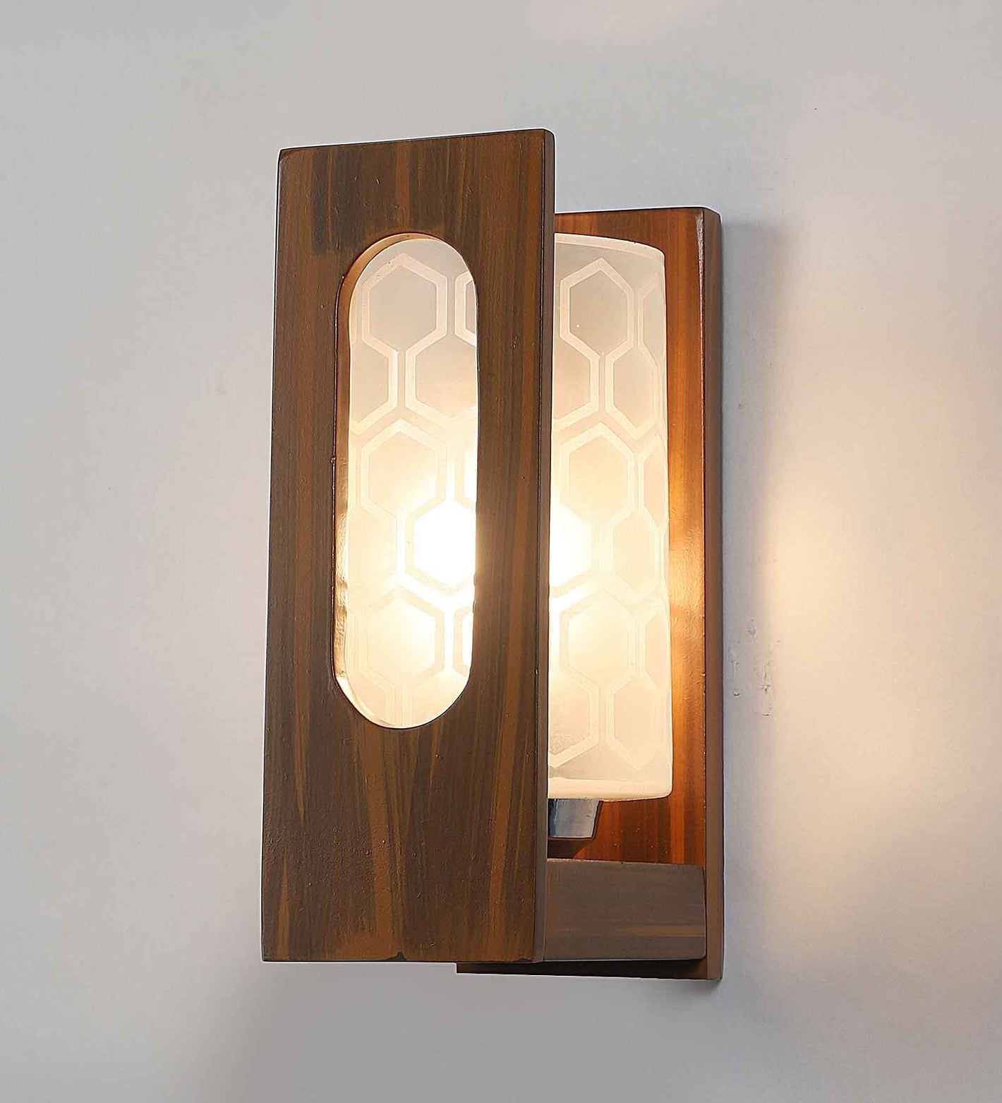 Lisma Brown Wood Wall Light | 101-1W | Included Bulb | Eliante by Jainsons Lights