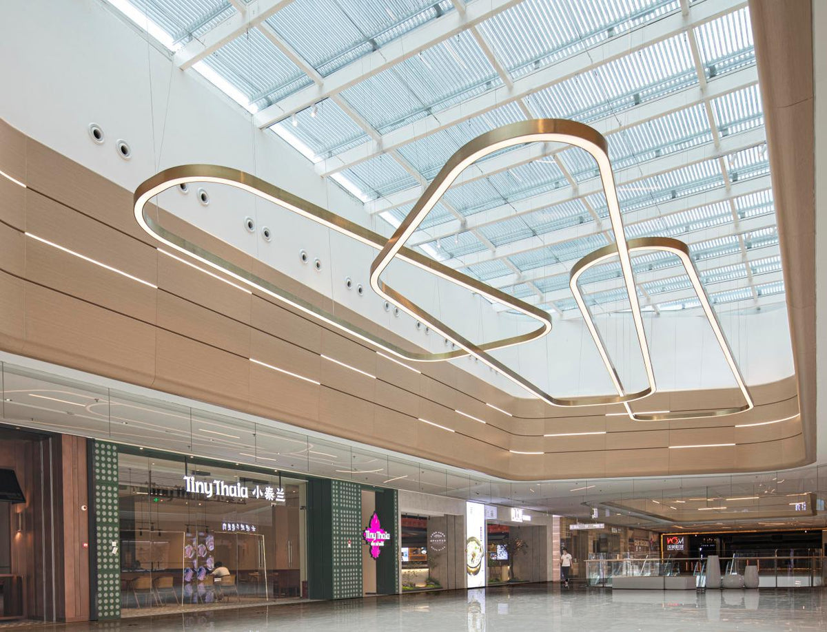 Abstract Geometric Loop Chandelier – A Sculptural Statement for Mall Atriums
