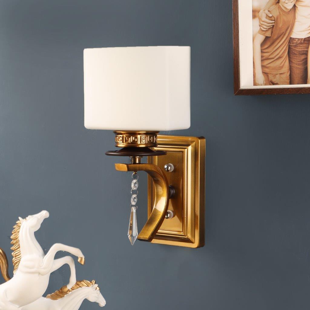 Dorada Gold Metal Wall Light - S-264-1W - Included Bulbs