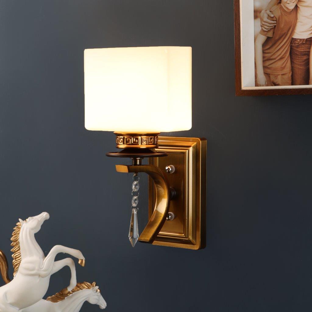 Dorada Gold Metal Wall Light - S-264-1W - Included Bulbs