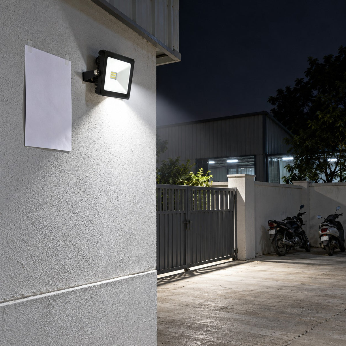 Ligor, A-Class And Black-Series LED Flood Lights - 10W Panther Flood Light, 20W Panther Flood Light, 30W Panther Flood Light, 50W Panther Flood Light, 100W Panther Flood Light, 150W Panther Flood Light, 200W Panther Flood Light