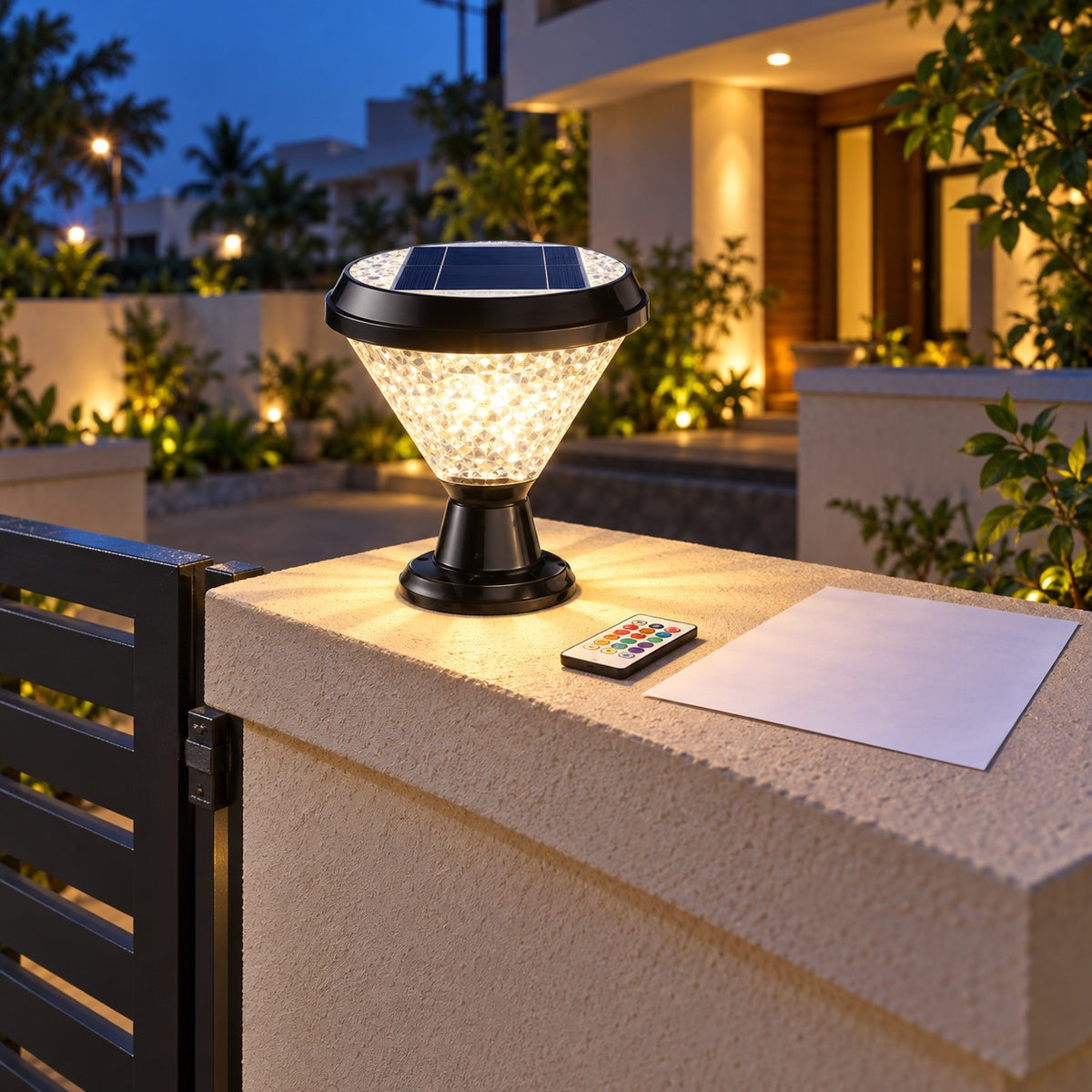 Solar LED Wall And Gate Lights - 10W Solar Gate Top Round With Remote