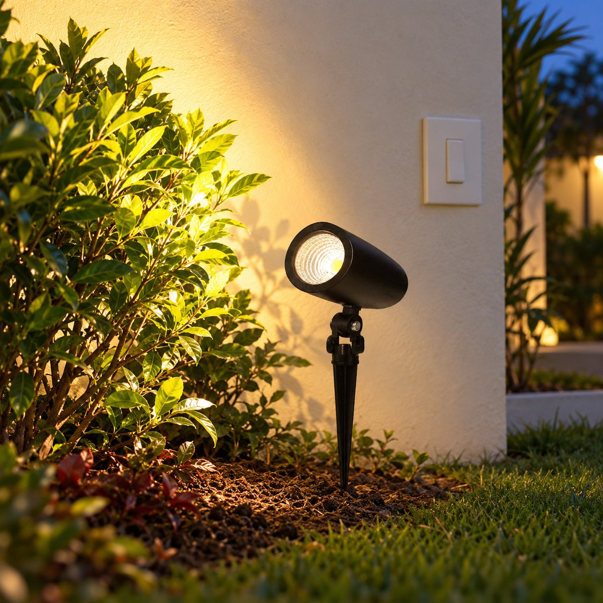 Mains And Solar Garden LED Spike Lights - 7W Apollo Spike Light Hd, 12W Apollo Spike Light Hd