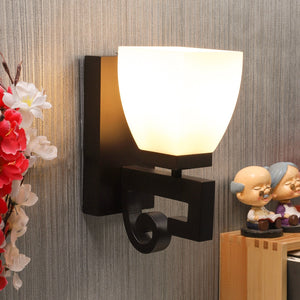 Wooden Wood Wall Light -S-207-1W - Included Bulb