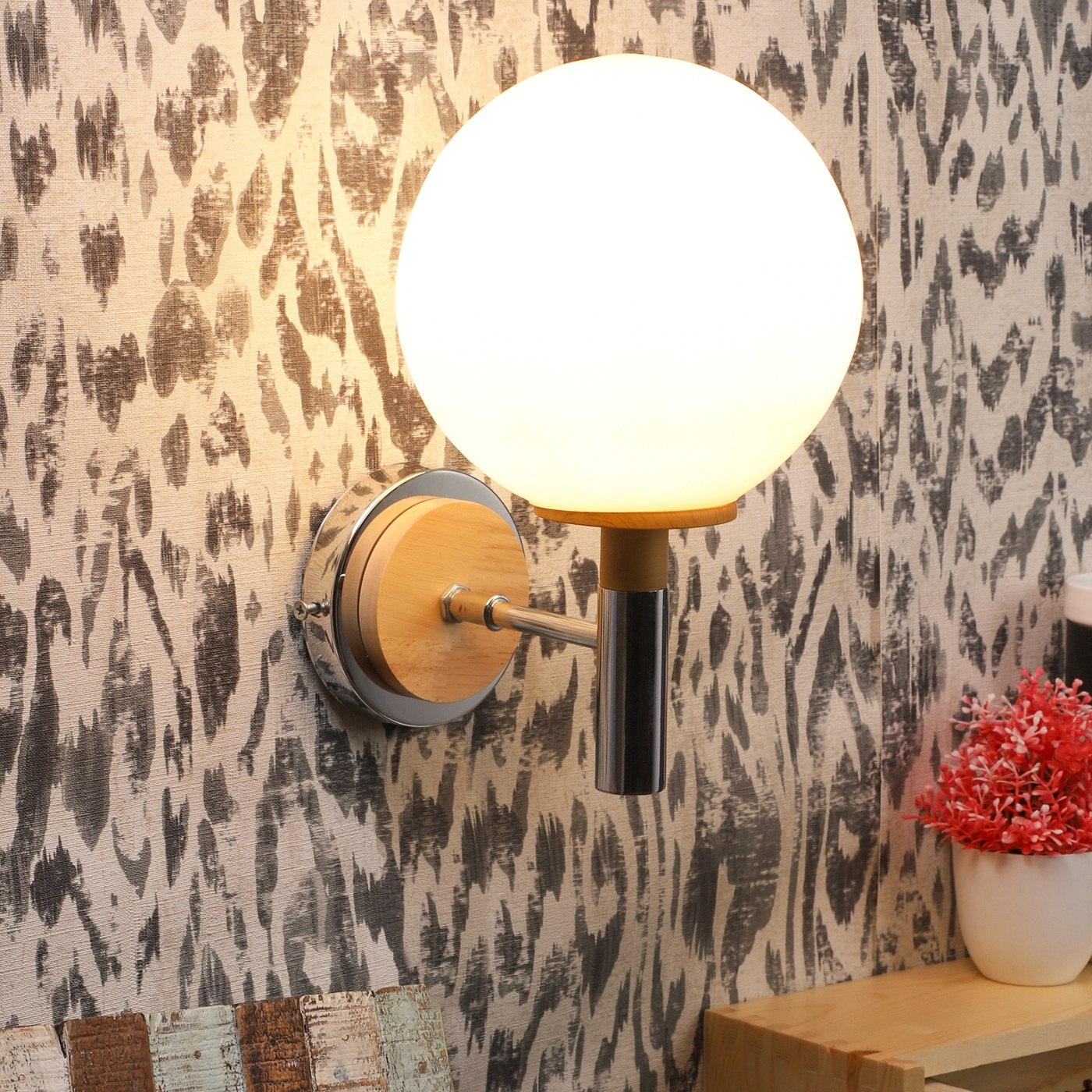 Silver Metal Wall Light -S-239-1W - Included Bulb